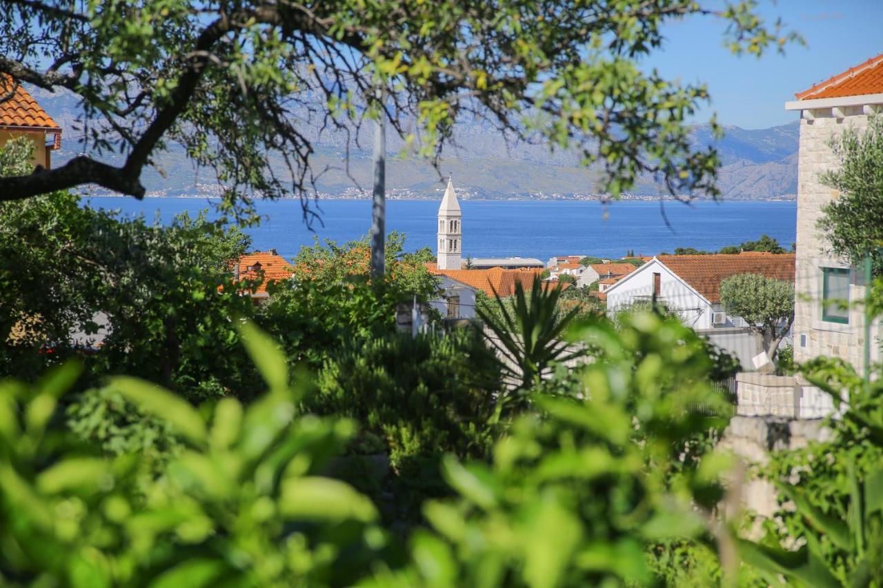 Artistic Summer House Marinovic With Garden&Bbq Supetar Bagian luar foto