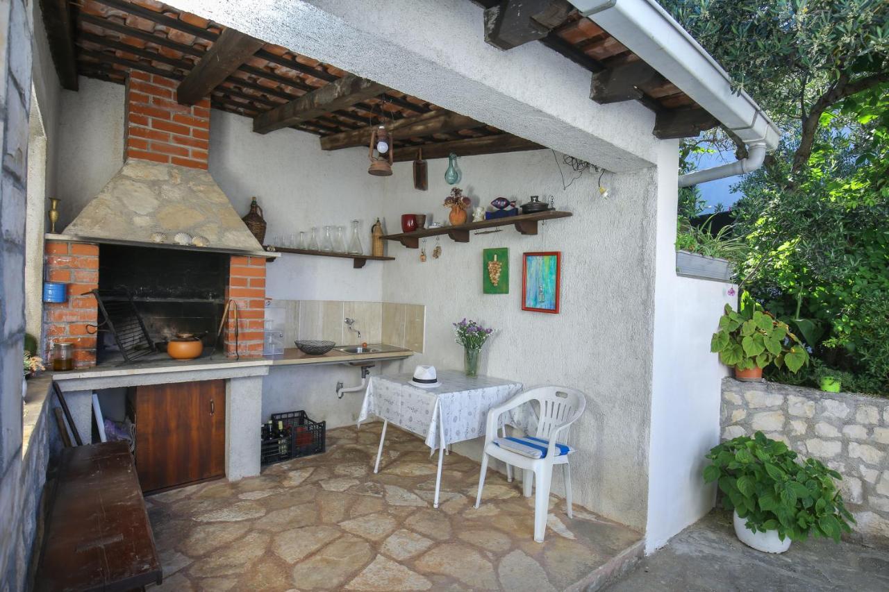 Artistic Summer House Marinovic With Garden&Bbq Supetar Bagian luar foto